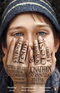 Extremely Loud and Incredibly Close Cover des Buches Extremely Loud and Incredibly Close (ISBN: 9780241957608)