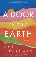 A Door in the Earth Cover des Buches A Door in the Earth (ISBN: 9780316451574)