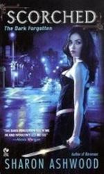 Scorched Cover des Buches Scorched (ISBN: 9780451228642)