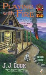 Playing with Fire (A Sweet Pepper Fire Brigade Book 2) (English Edition) Cover des Buches Playing with Fire (A Sweet Pepper Fire Brigade Book 2) (English Edition) (ISBN: 9781101632000)