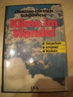 Klima im Wandel Cover des Buches Klima im Wandel (ISBN: 9783421027641)