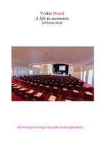 A life in moments Cover des Buches A life in moments (ISBN: 9783758494734)