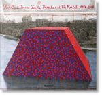 Christo and Jeanne-Claude. Barrels and The Mastaba 1958–2018: Zur Ausstellung in der Serpentine Gallery Cover des Buches Christo and Jeanne-Claude. Barrels and The Mastaba 1958–2018: Zur Ausstellung in der Serpentine Gallery (ISBN: 9783836573450)