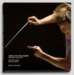 CHRISTIAN THIELEMANN: DIRIGIEREN I CONDUCTING Cover des Buches CHRISTIAN THIELEMANN: DIRIGIEREN I CONDUCTING (ISBN: 9783903101098)