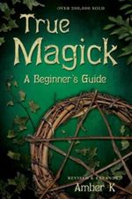 True Magick Cover des Buches True Magick (ISBN: 0738708232)
